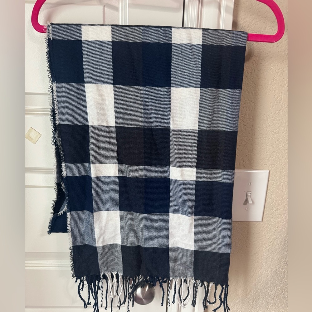 Plaid scarf